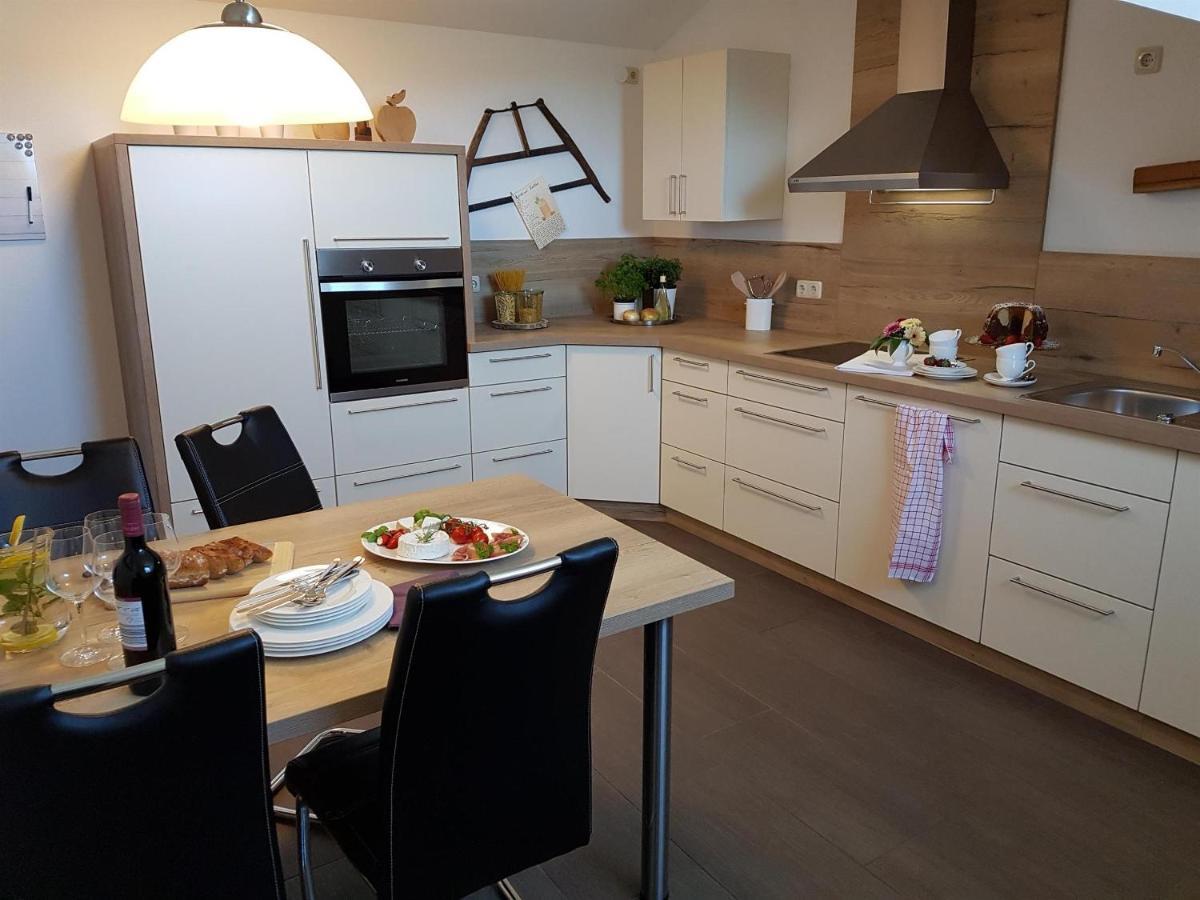 Ferienwohnung An Der Kleinen Schreinerei Hallschlag Bagian luar foto