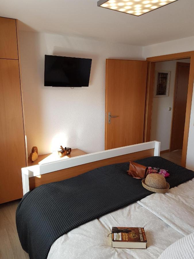 Ferienwohnung An Der Kleinen Schreinerei Hallschlag Bagian luar foto