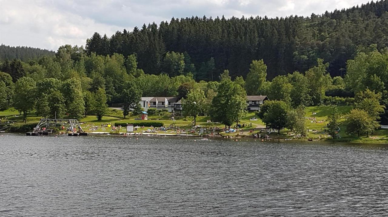 Ferienwohnung An Der Kleinen Schreinerei Hallschlag Bagian luar foto